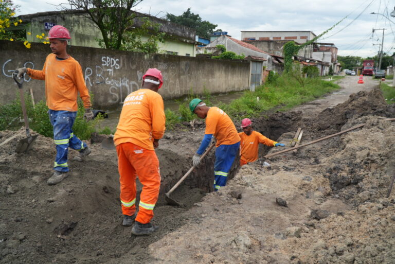 São Gonçalo investe R$ 63 milhões em obras de drenagem e pavimentação em quatro bairros do complexo do Salgueiro