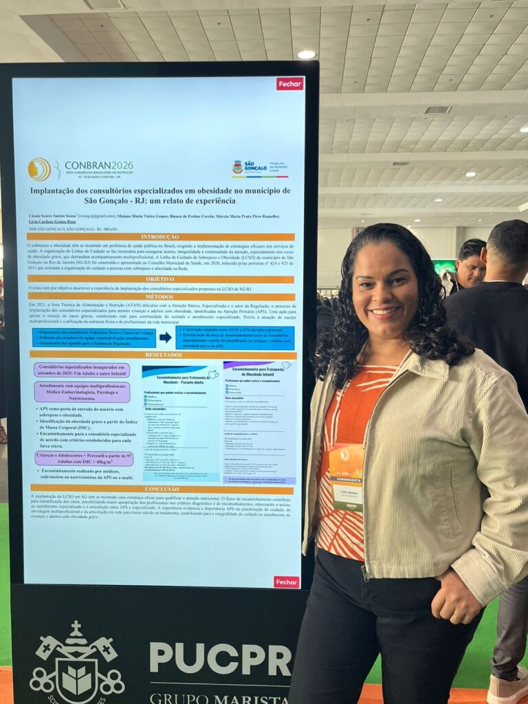 Equipe de saúde de São Gonçalo em congresso apresentando programa de cuidados para obesidade e sobrepeso