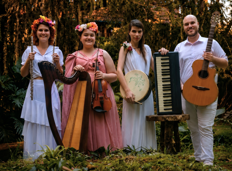 Festival de Hécate em Maricá reúne público para celebrar cultura ancestral e gastronomia.