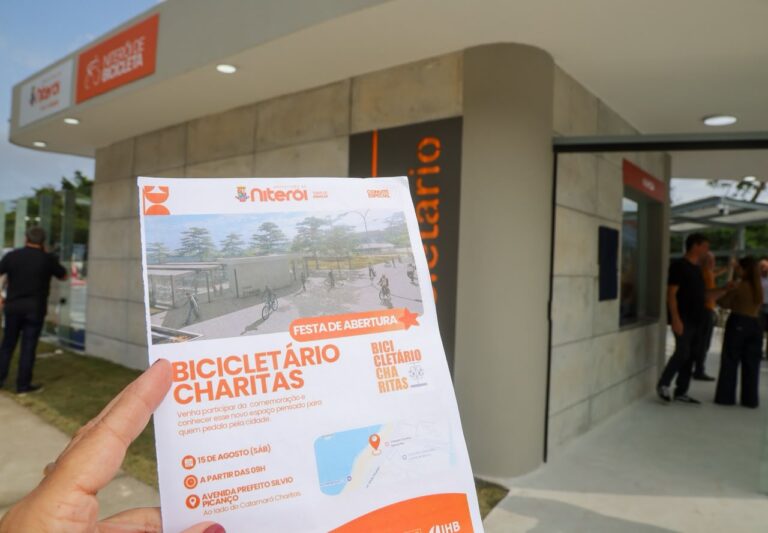 Novo Bicicletário de Charitas em Niterói com 400 vagas para bicicletas e ciclistas.