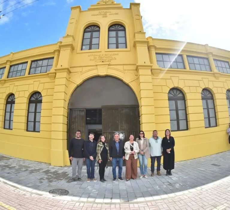 Prefeito Rodrigo Neves vistoria obras do Distrito de Inovação da Cantareira e Rua da Conceição em Niterói